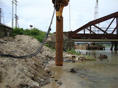 Công nghệ thi công cọc ống thép bằng búa rung